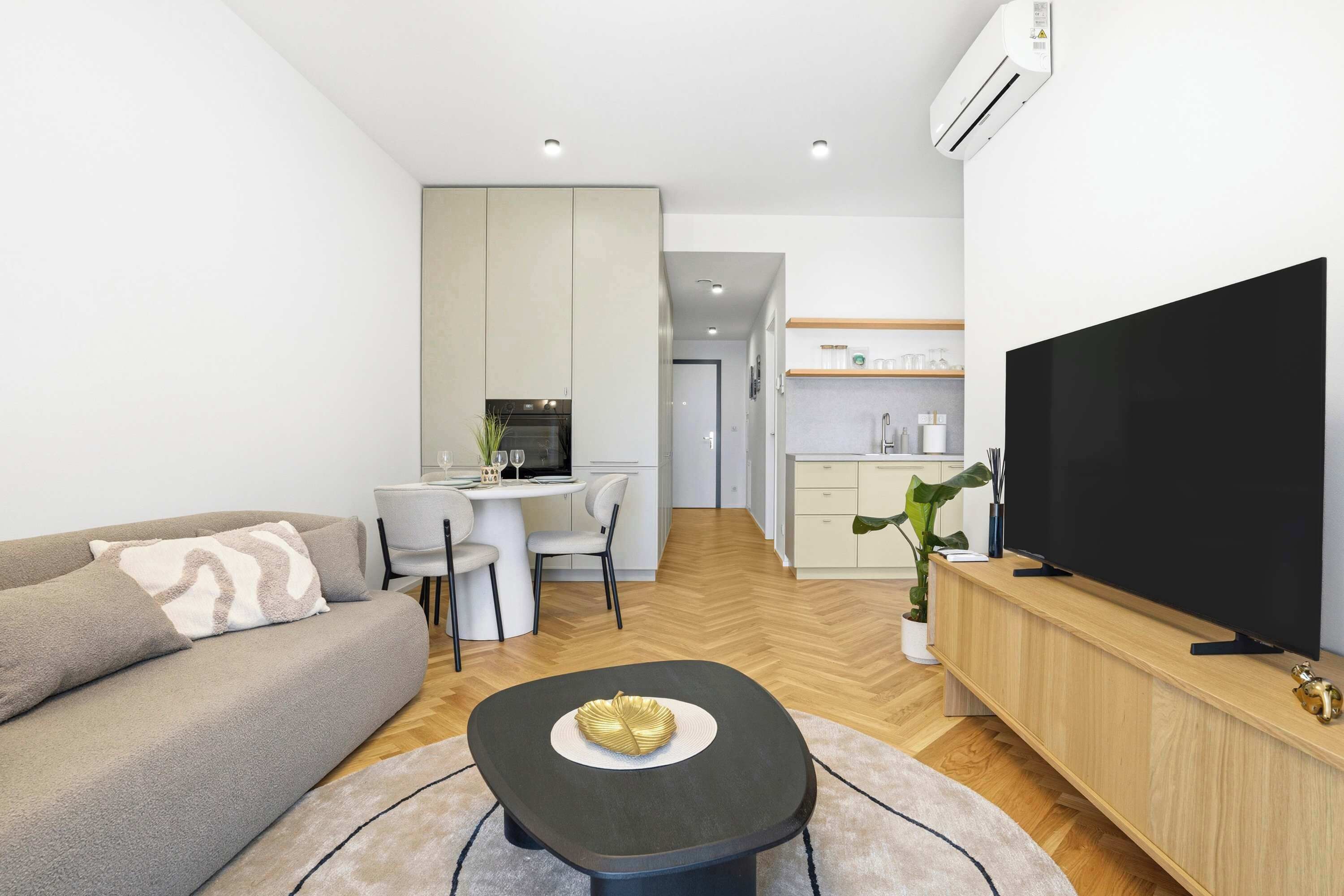 TV, offices