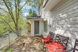 Front of property - Walk to Appalachian Trail! Creekside Duncannon Gem (Duncannon)