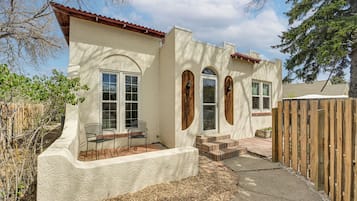 House (2 Bedrooms) | Front of property
