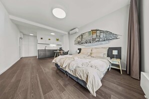Iron/ironing board, WiFi, bed sheets - Panoramic Castle View in the Modern Apartment (Bratislava - Old Town)