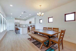 Rumah (4 Bedrooms) | Interior