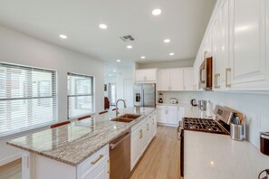 Rumah (4 Bedrooms) | Interior