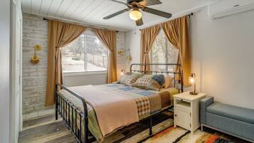 Cottage (2 Bedrooms) | Interior