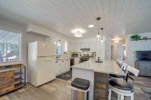 Cottage (2 Bedrooms) | Interior