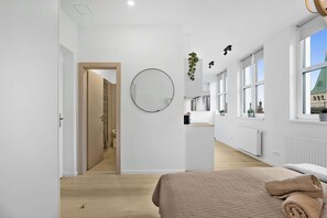 Iron/ironing board, WiFi, bed sheets - The Heart of Shopping & City Life (Bratislava)