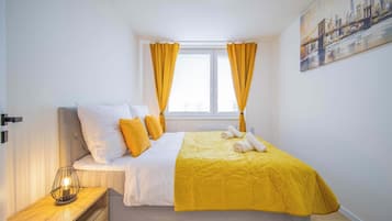 Iron/ironing board, WiFi, bed sheets
