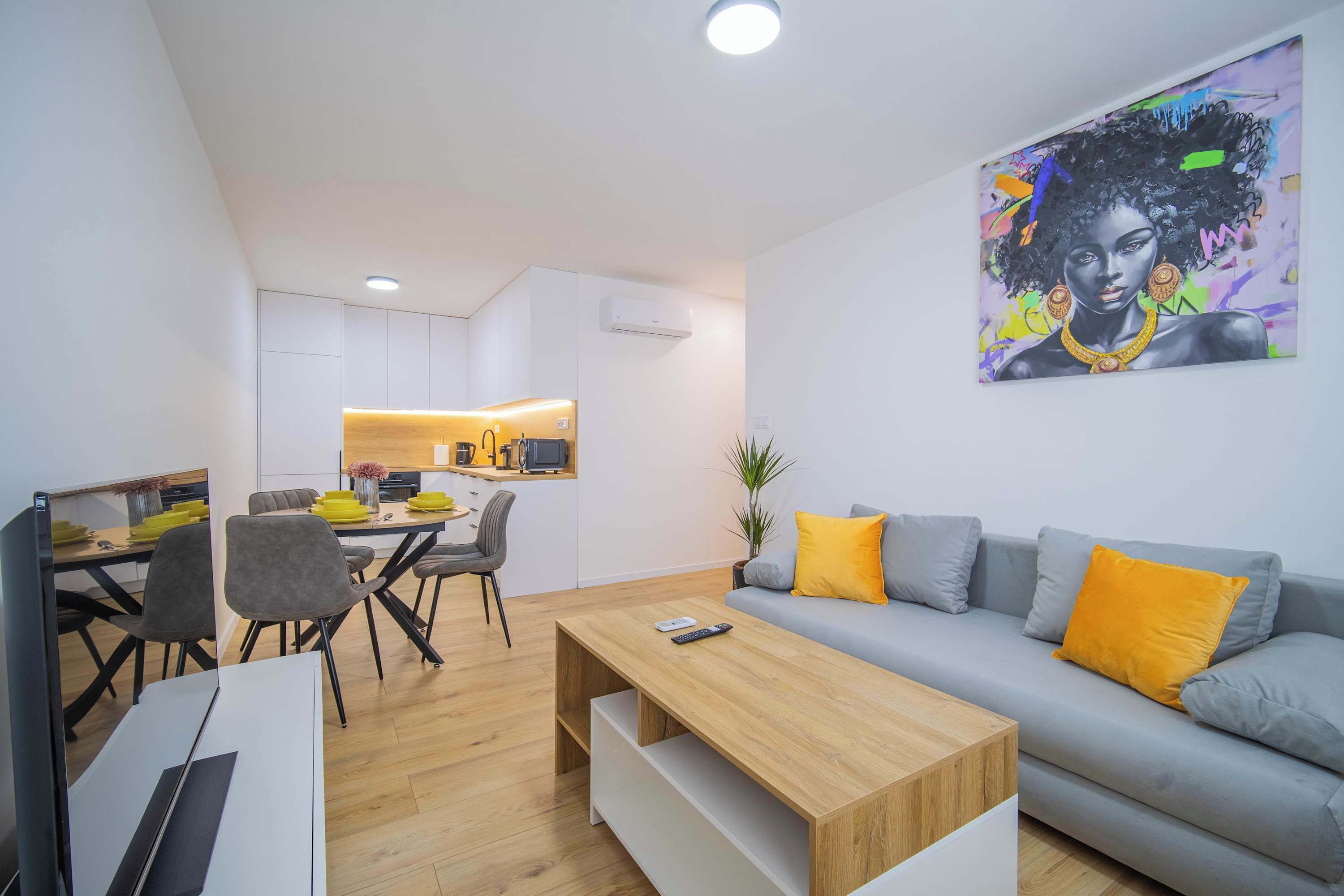 TV, offices