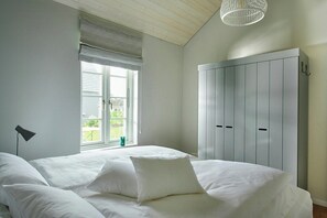 Free WiFi - Architect’s Apartment between the Baltic & Schlei (Waabs)
