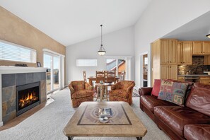 TV, fireplace - Large wrap around deck with beautiful view of sunsets and Byers Peak (Fraser)