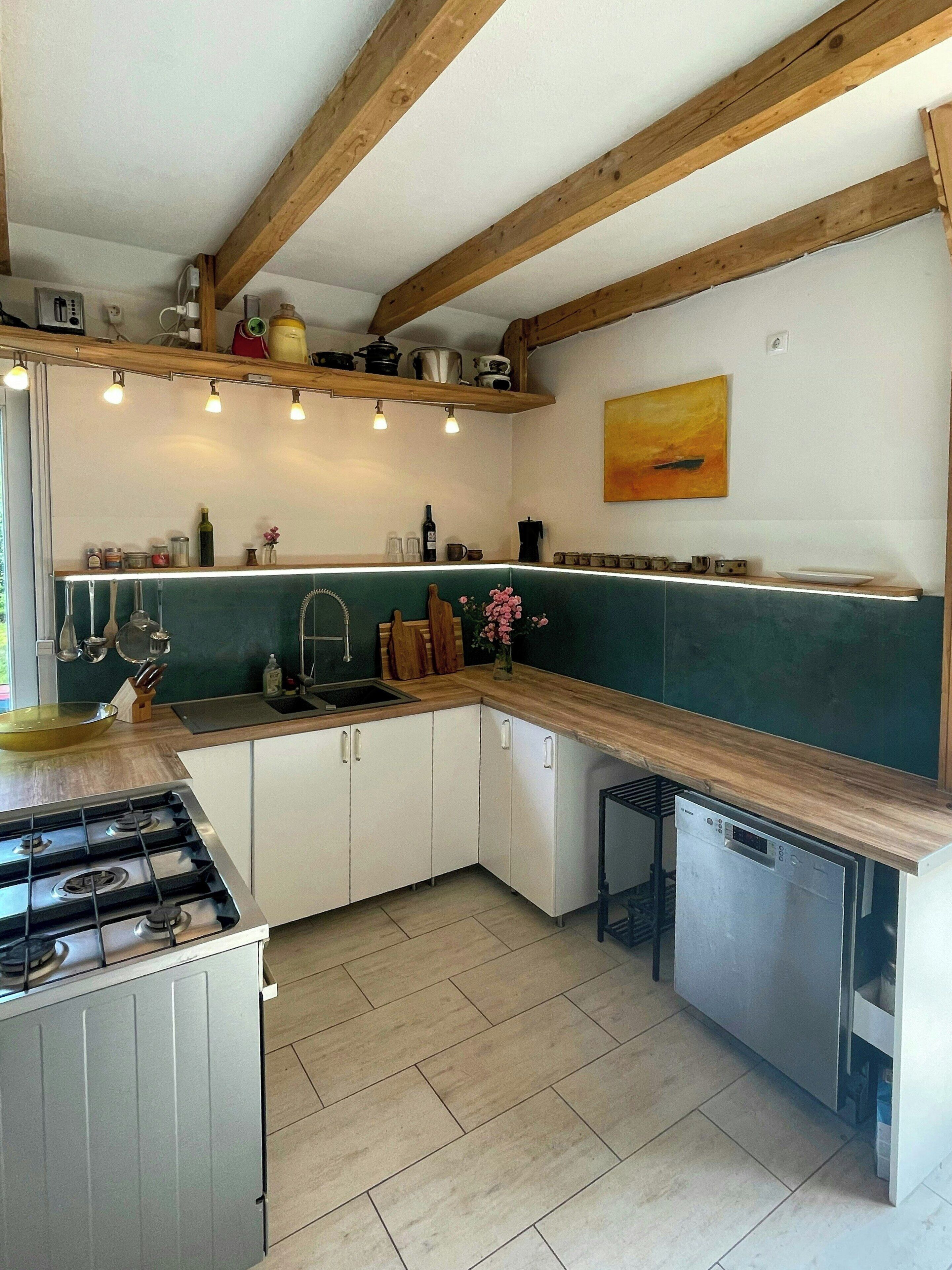 Oven, dishwasher, coffee/tea maker