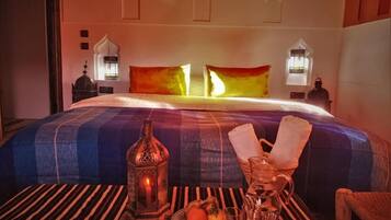 Chambre double ou avec lits jumeaux, balcon, vue sur la montagne | Coffre-fort, système d’insonorisation, accès au Wi-Fi (inclus)