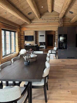 Dining - Luxurious log cabin at Mostertoppen (Øyer)