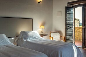 Free WiFi - Apartment with private terrace in Maremma (Massa Marittima)