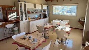 Standard Double or Twin Room | Dining