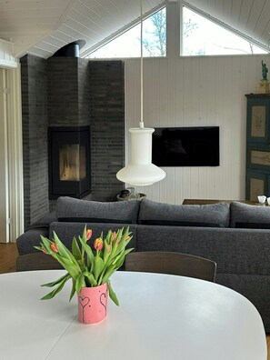 Interior - Modern family house close to beach and forest (Grenå)