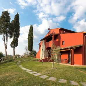 Exterior - Apartment with pool and private sunset loggia (Reggello)