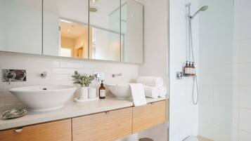 House, Smoking | 2 bedrooms