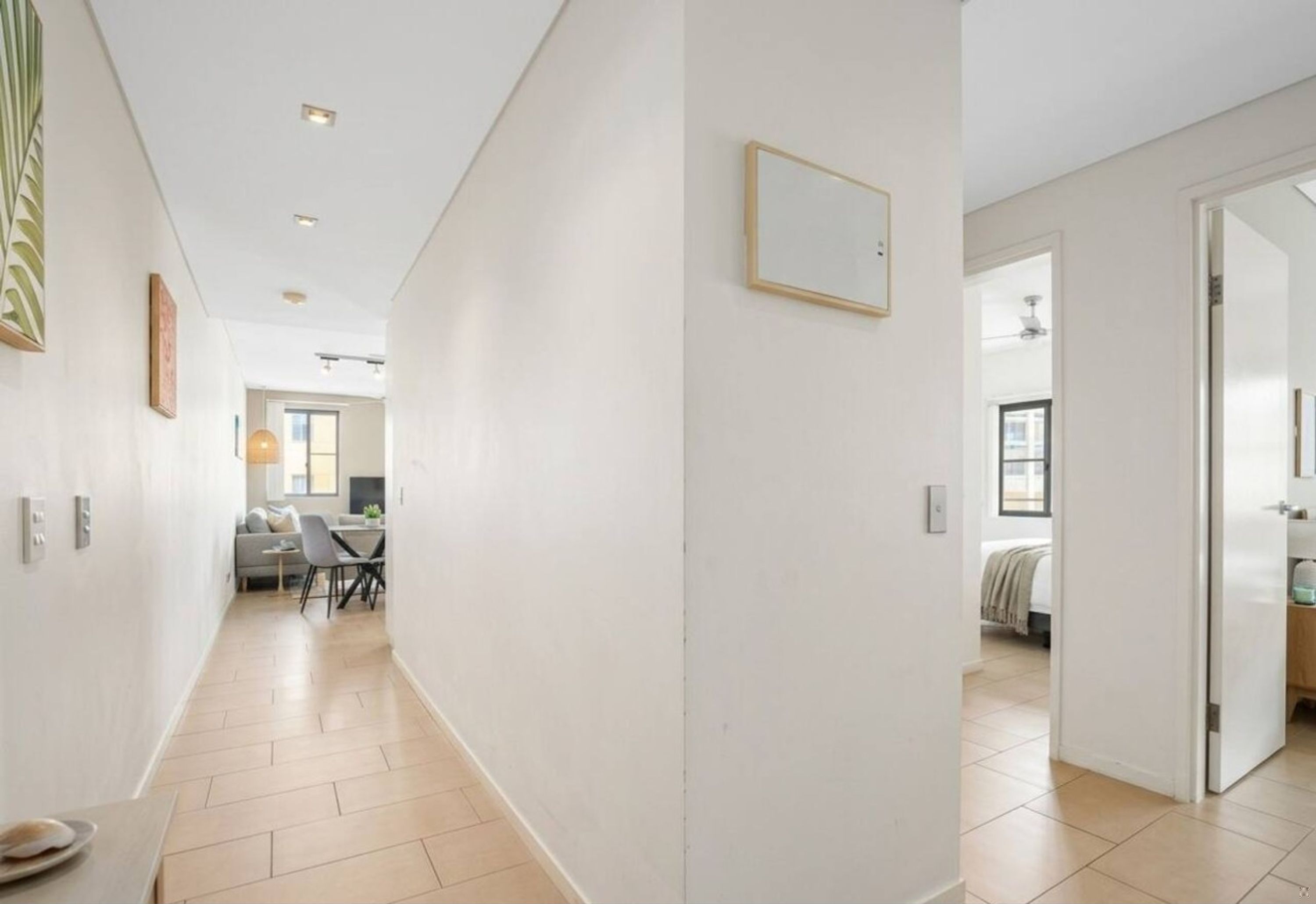 Apartment, Smoking