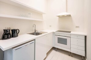 Apartment | Private kitchen - 2 Bedroom Apartment in National Street Residence (Antwerp)