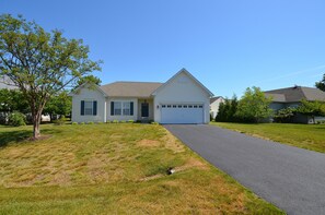 Exterior - Single Family Home-Just minutes from Delaware Beaches! (Rehoboth Beach)