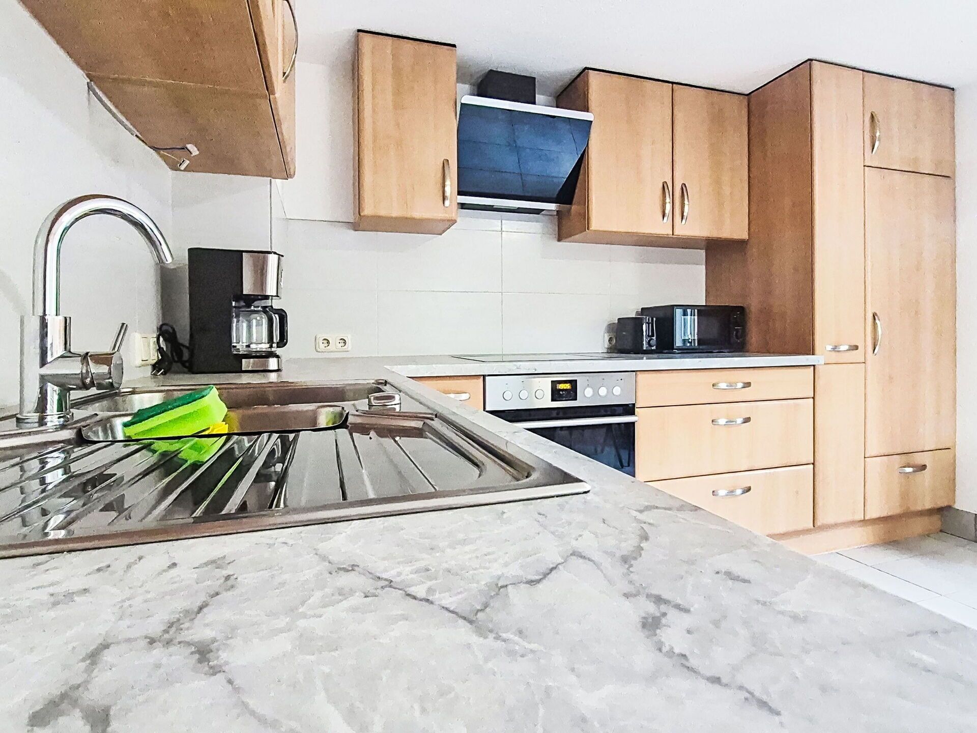 Microwave, oven, dishwasher
