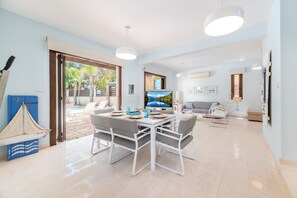 House - Villa Greco Mare 36 (Paralimni)