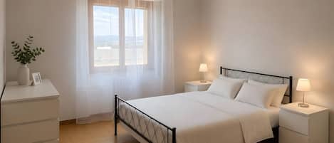 WiFi, bed sheets