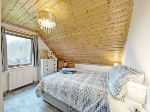 Ancton Way by the Sea - sleeps 9 guests  in 4 bedrooms
