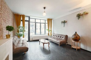 Apartment | Living room - Modern 2BR Stay - Grand Central (Antwerp)