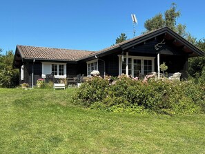 Exterior - Summer house overlooking Holløse near Tisvilde (Vejby)