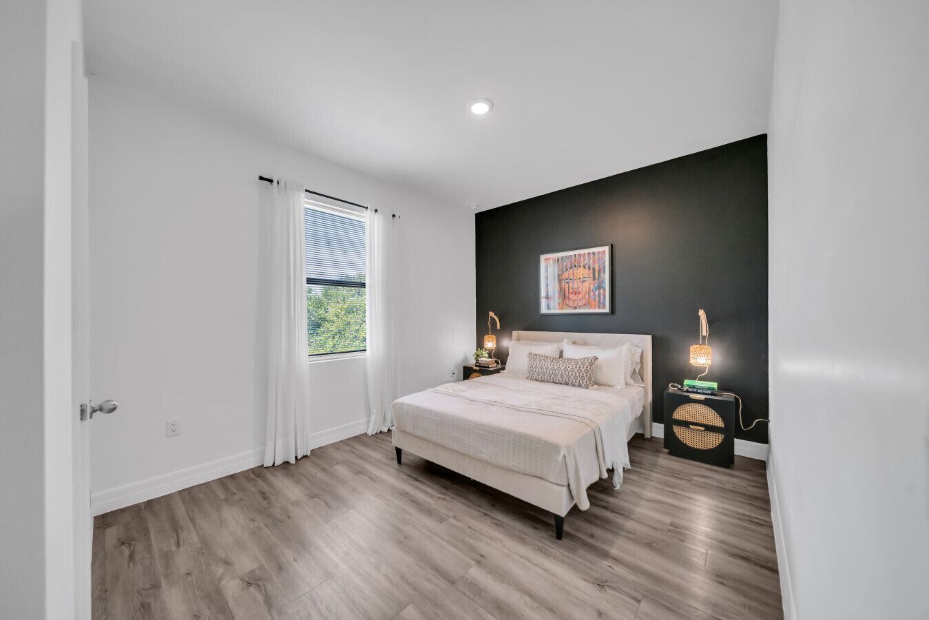 3 bedrooms, desk, iron/ironing board, WiFi
