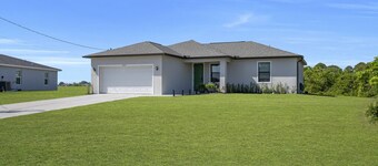 Emerald Entry Retreat