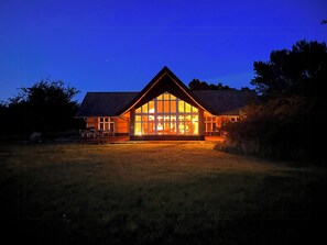 Exterior - Become one with nature in "Oldes Hytte" (Nykøbing Sjælland)