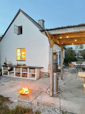 Terrace/patio - Gotlandic stone farm with pool near Visby (Tingstäde)