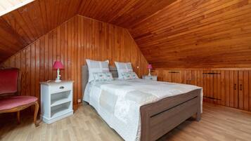 3 dormitorios, tabla de planchar con plancha, wifi y ropa de cama