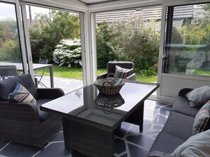 TV, stereo - Eco-Friendly Cottage at the Edge of the Marshes! (Carentan-les-Marais)