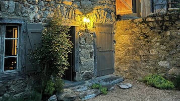 Dettaglio esterni