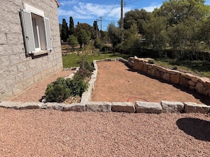 Property grounds - Sposata - Stone house with heated pool in Figari. (Figari)