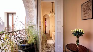 Luxury-Suite, Nichtraucher, Blick auf den Innenhof | Balkon