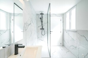 Apartment | Bathroom - Charming 1-bedroom Apartment in Antwerp (Antwerp)