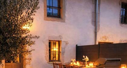 Lakeside cottage near Aix-les-Bains