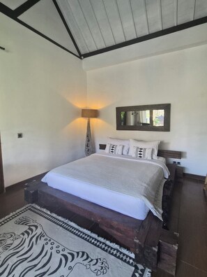 Internet - Tranquil 2-bedroom house with AC in charming Canggu (Kuta)