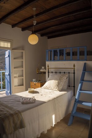 Villa Soleil Milos - Delmar Collection | Cofres nos quartos, quartos à prova de som