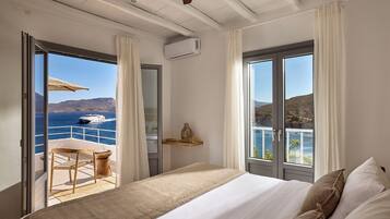 Villa Soleil Milos - Delmar Collection