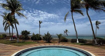 Costa Azul Suite|Balcony+Pool+BBQ|Right at Beach