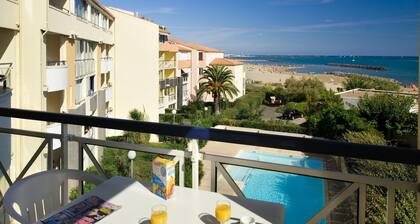 Cap D'agde Large Beach Stay for Eight