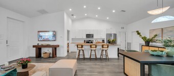 Emerald Entry Retreat