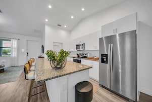 Casa, vistas al jardín | Cocina privada