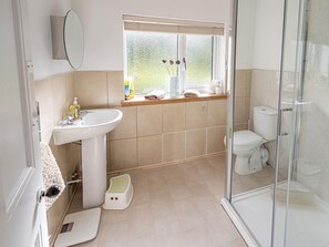 Shower - Edengrove (Aberfeldy)