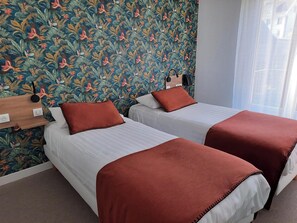 Twin Room | Free WiFi - Louis Hotel (Perros-Guirec)
